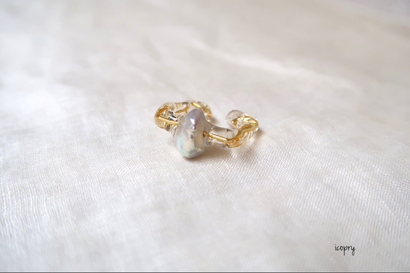 -  square ear cuff  -  （gold ×バロックパール　中心）Mのみ　no.1666 3枚目の画像