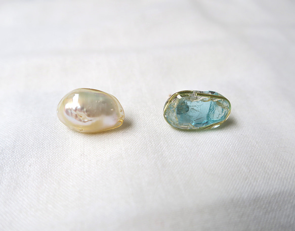 -   gemstone  -    ピアス（アパタイト 縦長） 1枚目の画像