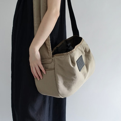 戶外狗狗背袋（灰色/紫色/棕色/淺藍色）S碼 第2張的照片