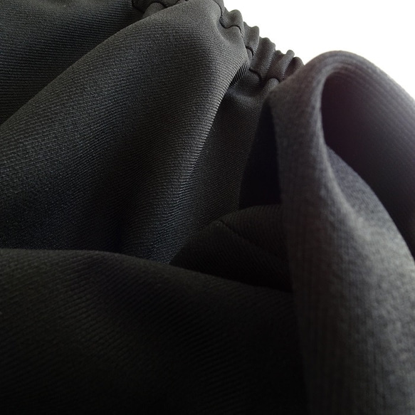 抗皺長款寬鬆緊身裙&lt;黑色&gt; 第9張的照片
