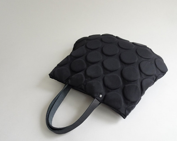 皮革手柄圓點圖案手提包（淺棕色手柄/黑色手柄） 第6張的照片