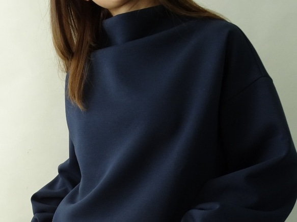 雙層透氣高領套頭衫（海軍藍） 第6張的照片