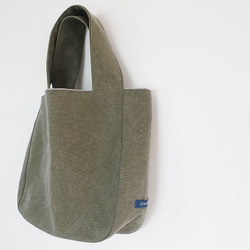 ウォッシュドキャンバスラウンドバッグ＜オリーブ＞ 1枚目の画像