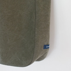 ウォッシュドキャンバスラウンドバッグ＜オリーブ＞ 4枚目の画像