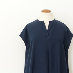 Half Linen Slit Neck寬鬆連身裙&lt;Navy&gt; 第2張的照片