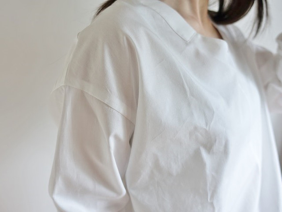 2way正面款式棉質V領套頭衫&lt;白色&gt; 第4張的照片