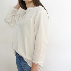 梯形蕾絲棉質套頭衫&lt;白色&gt; 第4張的照片