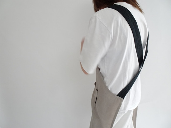 linen One Action Full Apron &lt;黑色&gt; &lt;芥末黃&gt; 第3張的照片