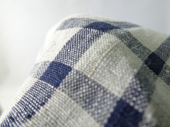 亞麻V領格紋水洗套頭衫&lt;米色&gt; 第3張的照片