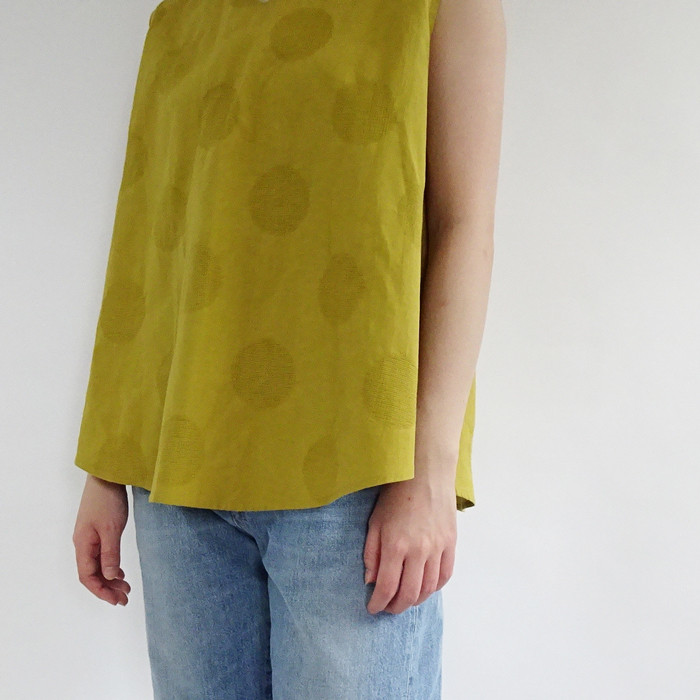 ジャガード6ｃｍドットVネックプルオーバー＜マスタードイエロー＞｜詳細画像