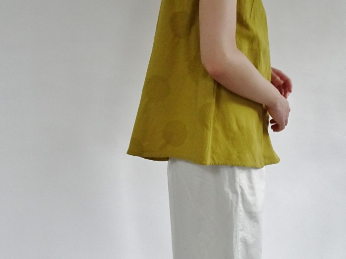 ジャガード6ｃｍドットVネックプルオーバー＜マスタードイエロー＞｜詳細画像