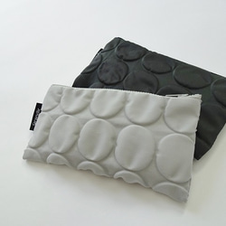 超輕泡泡紙圓點 sacoche + 可用作分隔物的小袋套裝&lt;深灰色&gt; 第4張的照片