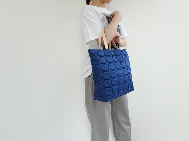 レザーハンドルプチプチドットトートバッグ＜B/L＞ 5,305円