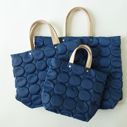 皮革手把小圓點手提包<B/L> 第4張的照片