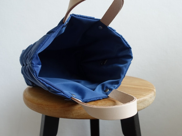 皮革手把小圓點手提包<B/L> 第5張的照片