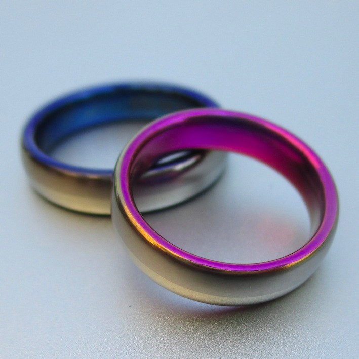 【金属アレルギー対応】新開発！ハフニウムの美しい青色の発色