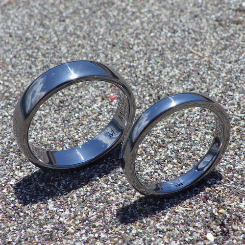 金属アレルギーフリー】純タンタルを削り出し、磨き上げた結婚