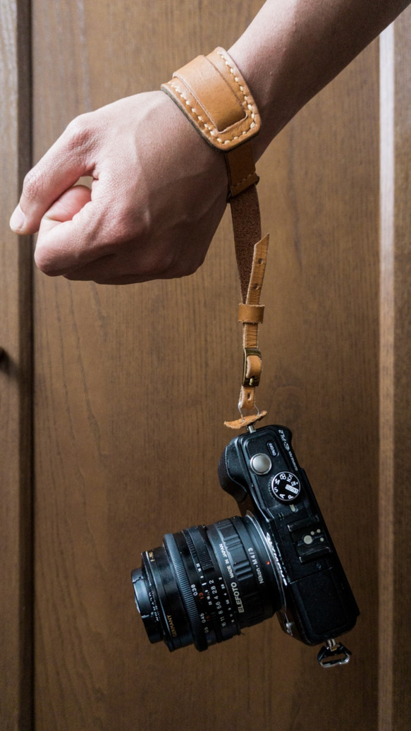 現貨 植鞣牛皮DSLR相機腕帶  淺棕色 第3張的照片