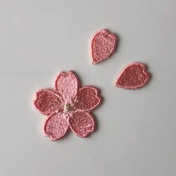 桜 花びらセット 刺繍シール ワッペン 4枚目の画像