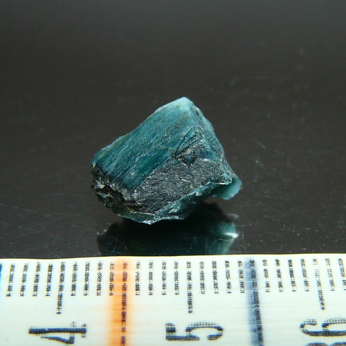 P357-1 ☆御禁制の品☆ 【マダガスカル産】グランディディエライト原石