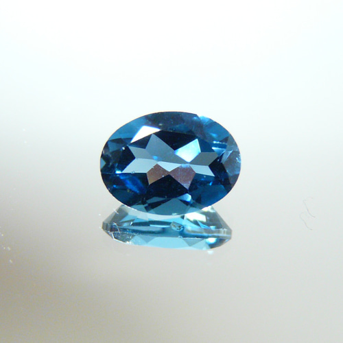 スフェーン 1.1ct ☆868 天然石 べるふぇKIRABOSHI希少石 取り寄 