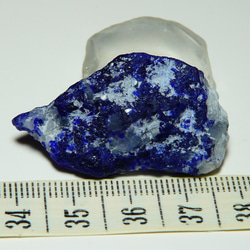 【ビルマ　モゴック産】　母岩付き　　ラピスラズリ原石　J249 4枚目の画像