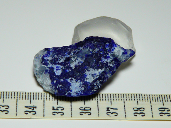 【ビルマ　モゴック産】　母岩付き　　ラピスラズリ原石　J249 5枚目の画像