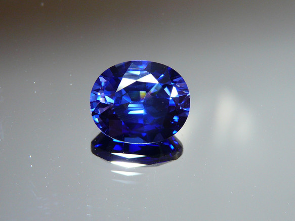 にゃおJH292★高級 ロイヤルブルーカラーS0.64ct D ピアス 鑑 ロイヤルブルーサファイア0.64ct JH292☆高級 ロイヤルブルー