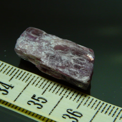 4558　【ブラジル産】天然レッドパライバトルマリン（ルベライト）　原石 3枚目の画像