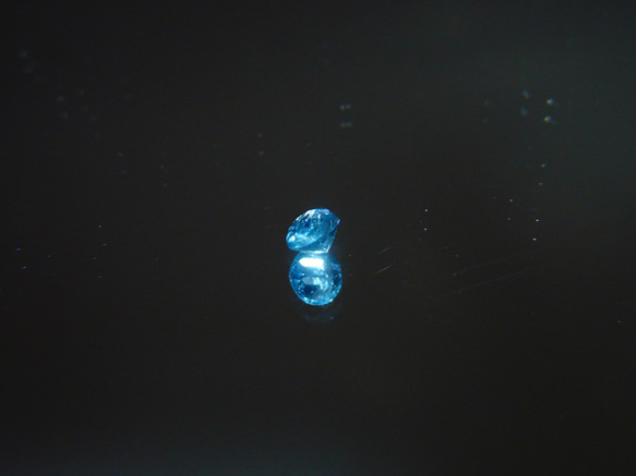 181202-15 【マダガスカル産】パライバカラーのネオンブルー　アパタイト  ルース 8枚目の画像
