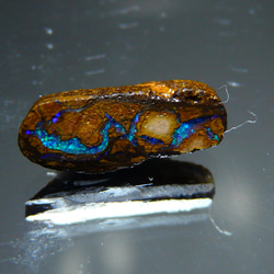 200425 955 3.6cts ☆天然 ボルダーオパール☆ 原石 天然石 GEO ROCK