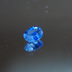 N465　★天然無処理★　【ネパール産】カイヤナイト「藍晶石」　　ルース 3枚目の画像