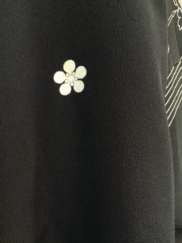 着物リメイク　留袖のモノトーンワンピース 10枚目の画像