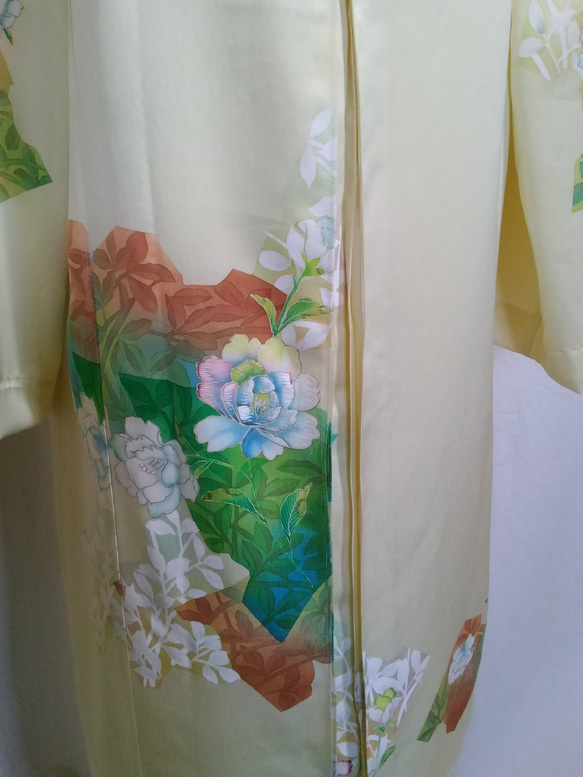 着物リメイク　クリーム色のセンタープリーツワンピース 5枚目の画像