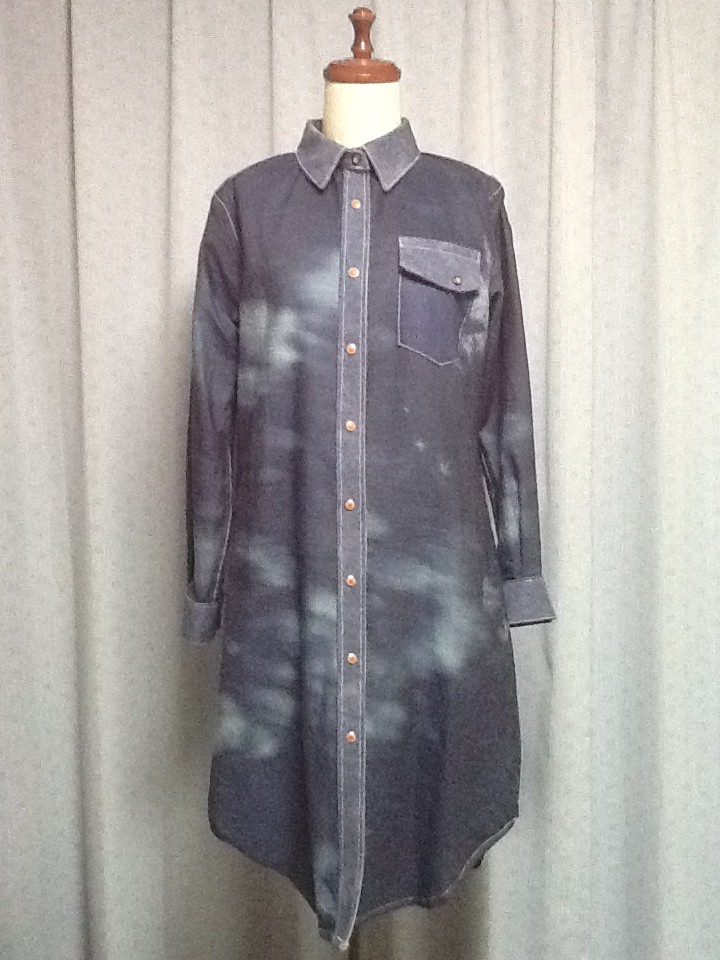 【ハンドメイドシャツワンピ】デニムブラウス　ロング丈ブリーチ加工　スナップボタン