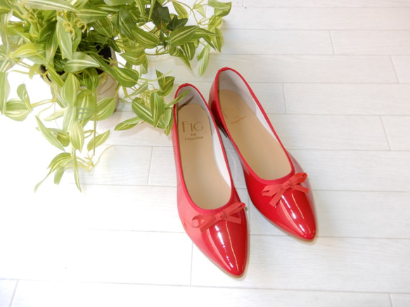 レイン対応・フラット・幅広・４Ｅ・リボン・赤い靴 1枚目の画像