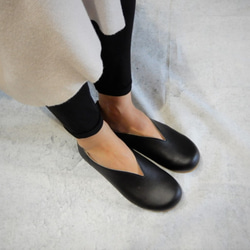 すぽっと履けて♪楽ちん♪♪幅広対応・Ⅴカット・大人ナチュラル・柔らか・フラットシューズ・105 2枚目の画像