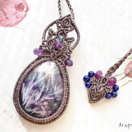 ☆一点物☆エンジェルフェザーインフローライトのマクラメペンダント