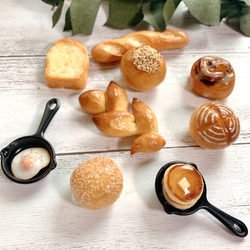 パンがリニューアルしました♡ 選べるパンとスキレットマグネットのセット ⠜ 4枚目の画像