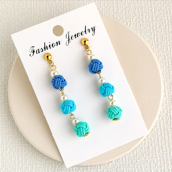 ✾丹後ブルー✾ 玉結びの3連ピアス/水引ピアス・イヤリング ✾丹後ブルー✾ 玉結びの3連ピアス/水引ピアス・イヤリング