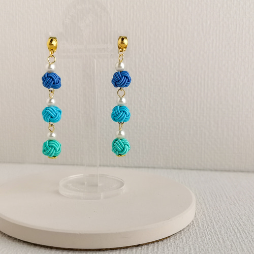 ラスト　シャネル御用達ツイード　リントン社　ボタンピアス　イヤリング　ブルー　夏 ラストシャネル御用達ツイードリントン社ボタンピアスイヤリングブルー夏