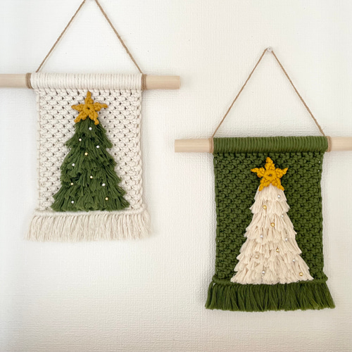 マクラメクリスマスツリー【グリーン】 タペストリー・壁掛け one by