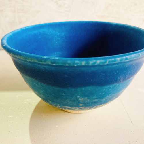 深海ブルーの手作り陶碗