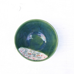 織部釉と金魚、桜、流水の絵図鉢（大） 7枚目の画像