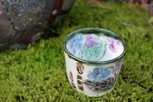 淡彩野の草花図のフリーカップ 3枚目の画像