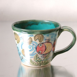 デッサン風の金魚絵のマグカップ 1枚目の画像