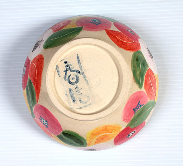 椿紋様の釉下色絵鉢 5枚目の画像