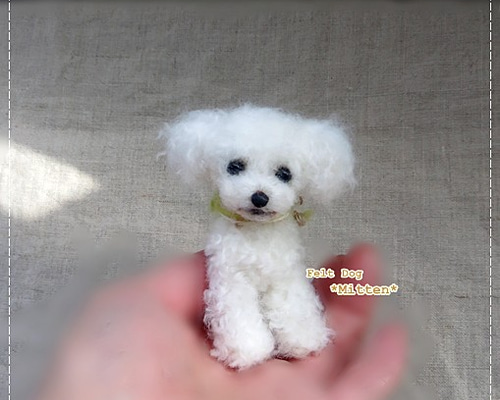【チャルコ】羊毛フェルト*パグ＆白いトイプードル*ミニサイズ f4670c77d9445be3e05d40b0120698