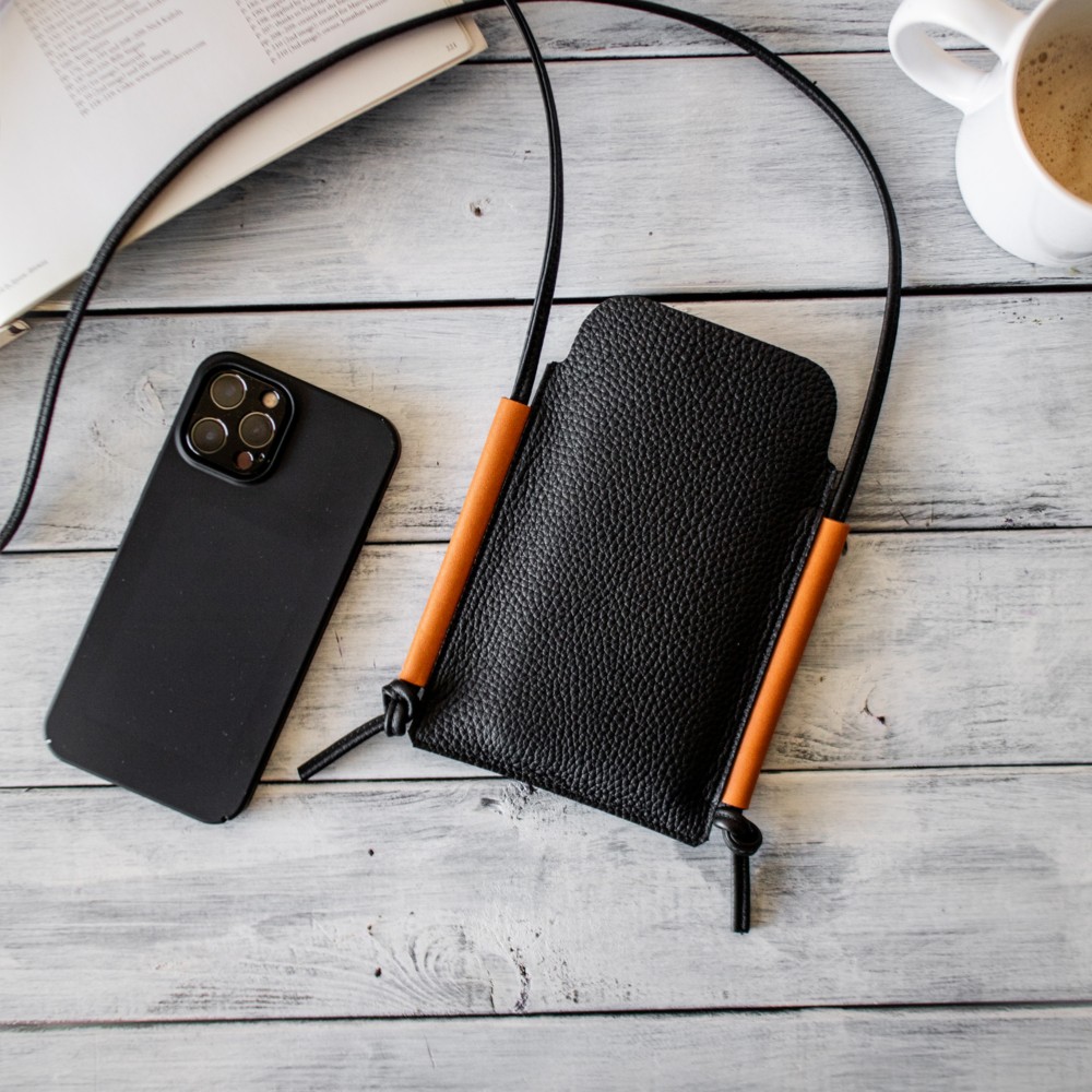 本革 スマホ ポケットバッグ iPhone12Pro/Maxの大きなスマートフォンまで収納可能 スマホ入れ【ブラック】