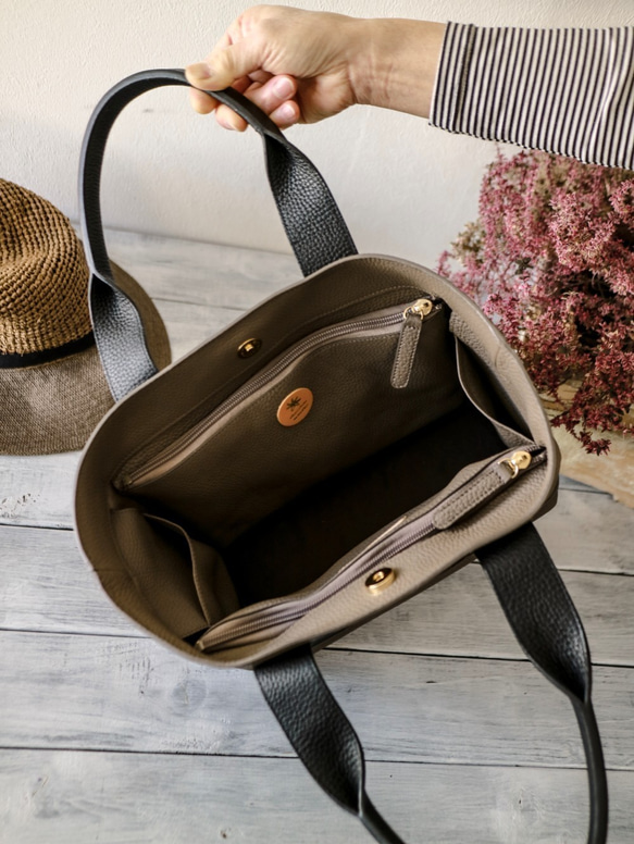 上質本革 トートバッグ シュリンクレザー マチが広い大容量【ブラック】 7枚目の画像